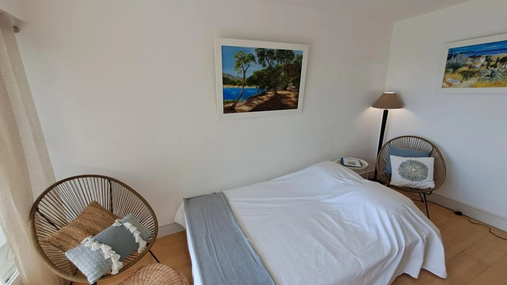 T2 Vue A 100M De La Plage Avec Parking Prive France
